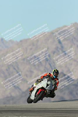 media/Dec-04-2025-Racers Edge (Thu) [[5ebc9f124d]]/3-B Group/6-Session 4 (Turn 9)/